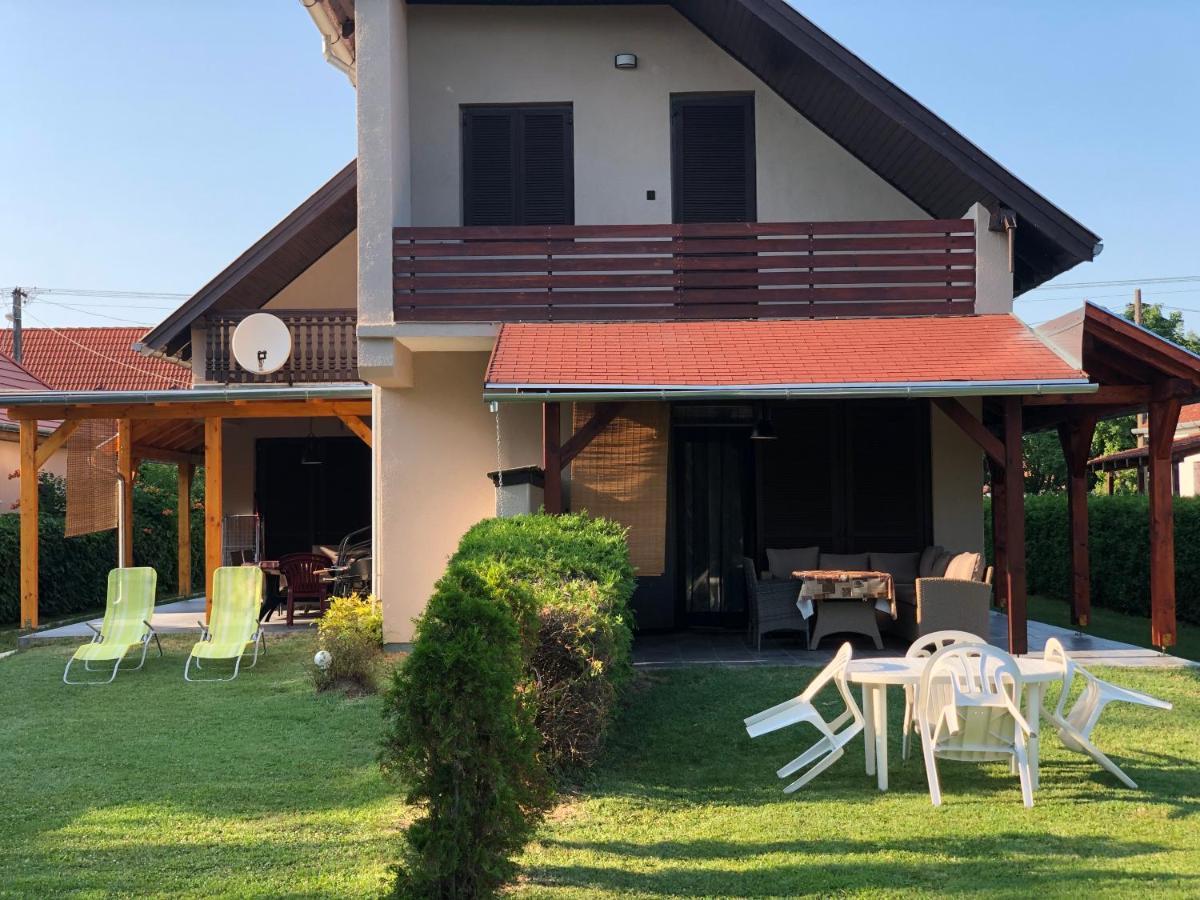 Maria Villa Balatonmariafurdo Bagian luar foto