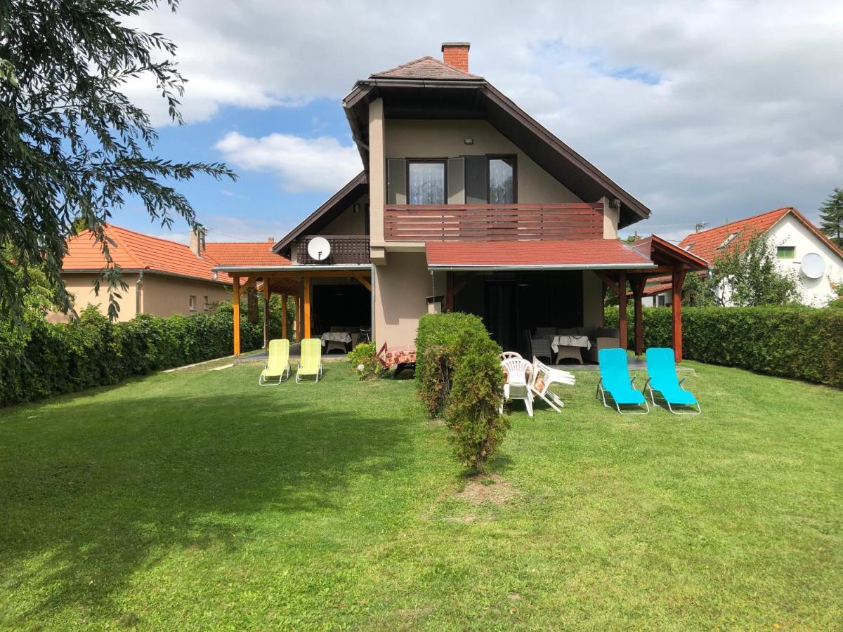 Maria Villa Balatonmariafurdo Bagian luar foto