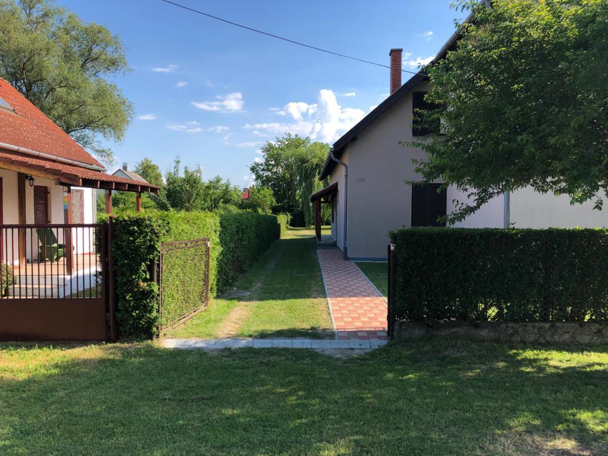 Maria Villa Balatonmariafurdo Bagian luar foto
