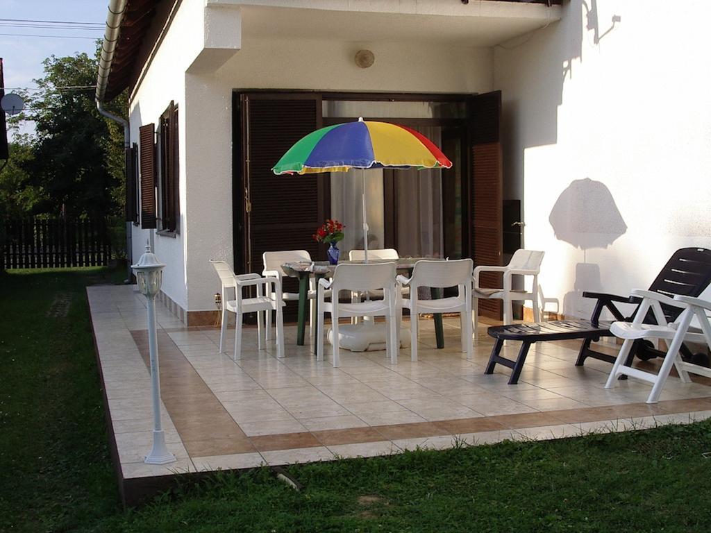 Maria Villa Balatonmariafurdo Bagian luar foto